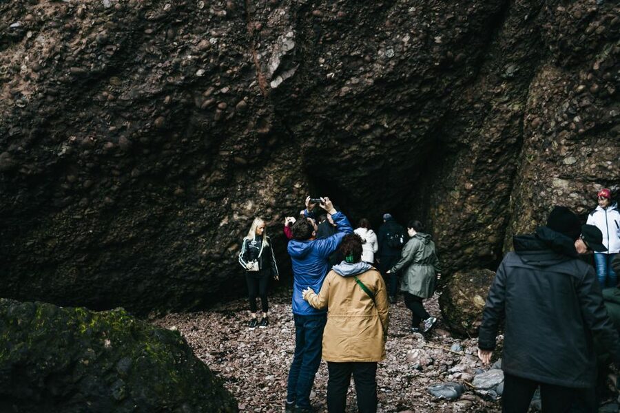 From Belfast: Giant's Causeway Full-Day Guided Trip - Carnlough to Ballintoy: Game of Thrones Flavor and Real-Time Breaks