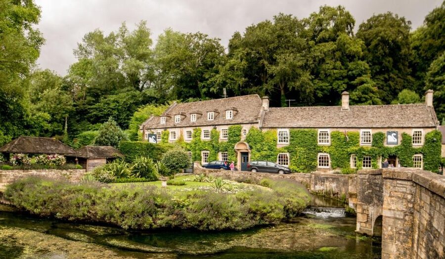 From Birmingham: Cotswolds Full-Day Tour - Burford: a medieval town where the church and main street do the talking