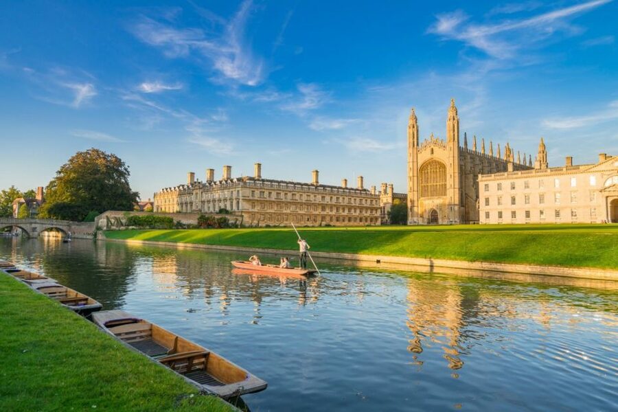 From Brighton: Cambridge and Greenwich Day Trip - The bus ride to Cambridge, and why the guide matters