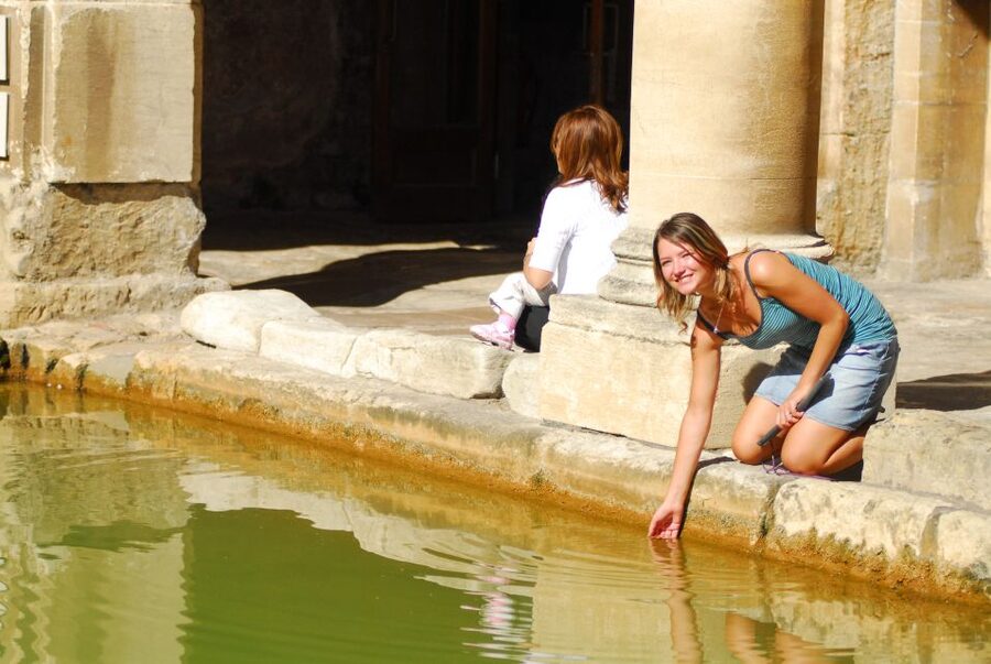 From Brighton: Stonehenge and Bath Full-Day Trip - From Brighton Coach Stop S4 to South West England