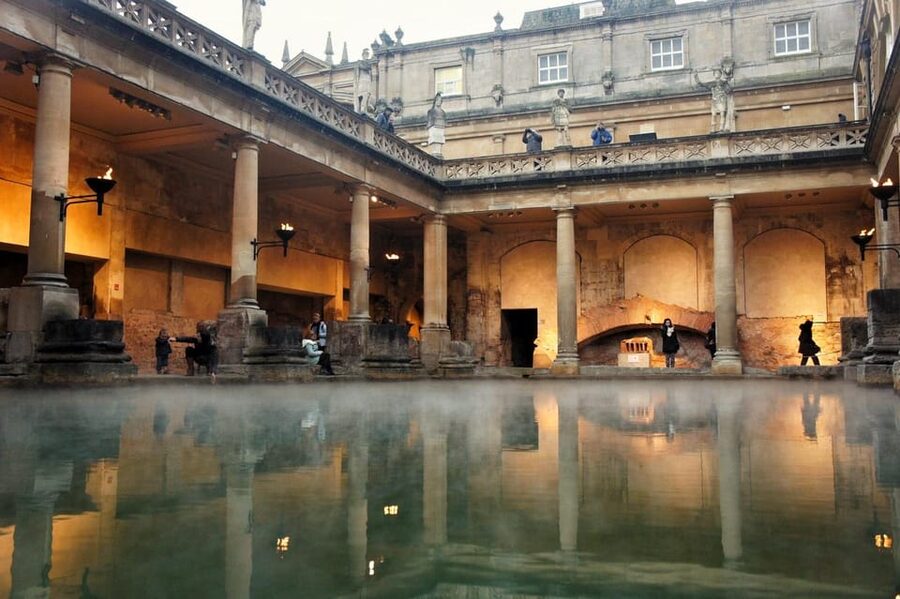 From Cambridge: Guided Day Tour to Bath and Stonehenge - Who this tour suits best