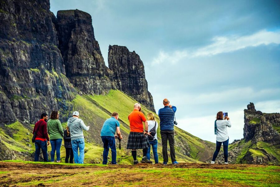 From Edinburgh: 3-Day Isle of Skye and The Highlands Tour - Day 2 to Skye: Portree lunch and the Trotternish Peninsula highlights
