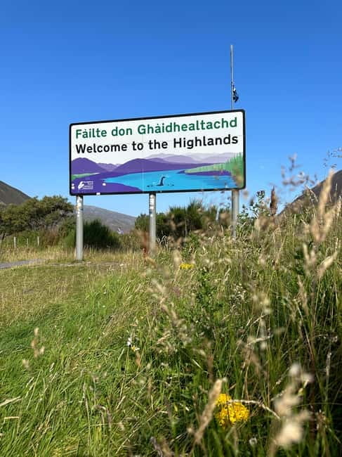 From Edinburgh: Glenfinnan, Fort William and Highland Cows - Glencoe: why the bus stop is more than a photo break