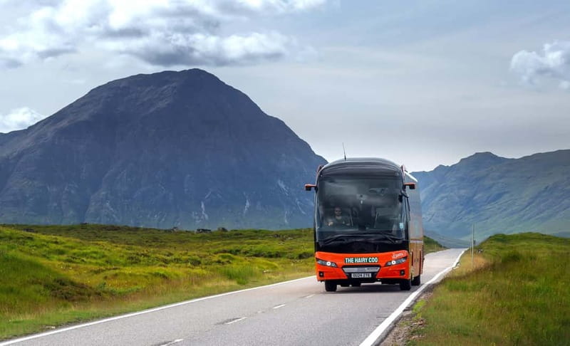 From Edinburgh: Glenfinnan Viaduct, Glencoe & Highlands Tour - The long north drive: Kelpies and Stirling Castle from your seat