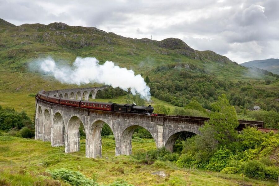 From Edinburgh: Isle of Skye and Hogwarts Express 4-Day Trip - Fort William to Pitlochry: Highland Charm on the Way South