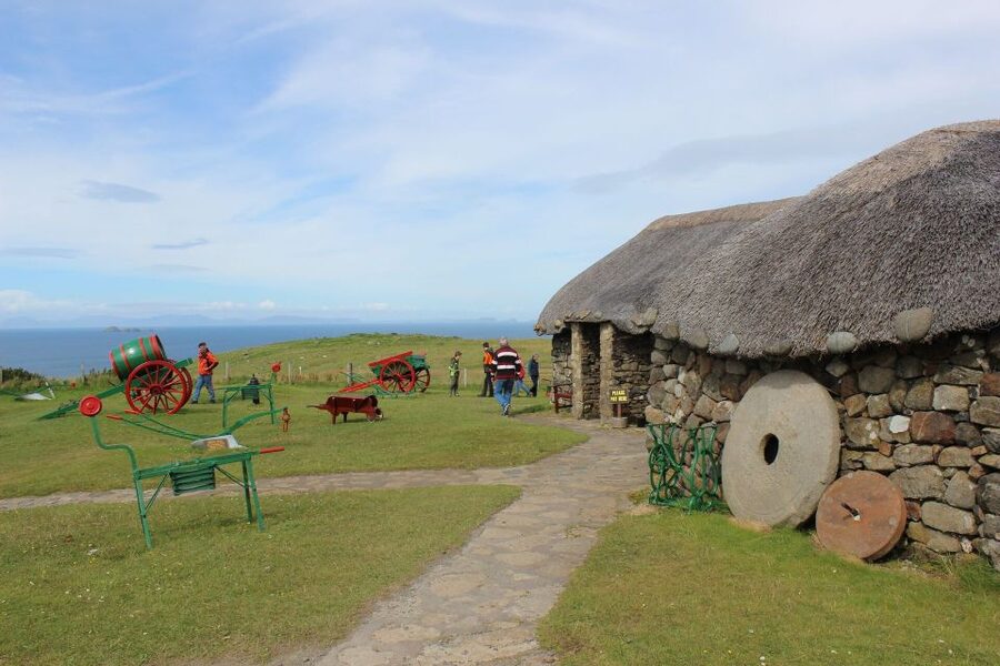 From Edinburgh: Isle of Skye and Outer Hebrides 6-Day Tour - Day 5 around Portree and the Cuillin, Eilean Donan, Kilt Rock, and Storr