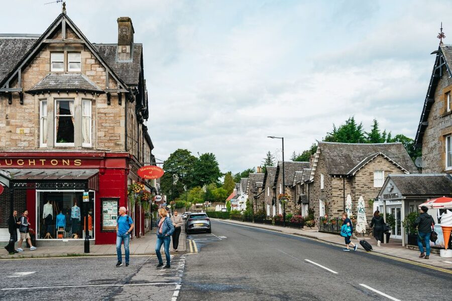 From Edinburgh: Loch Ness, Glencoe & Scottish Highlands Tour - Callander and the Glencoe photo stop: quick hits with big payoff