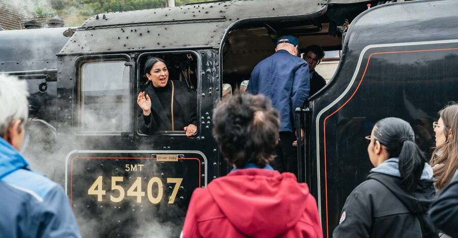 From Edinburgh: Magical Highlands Tour with Jacobite Train - Getting Oriented in Edinburgh: Start Points That Set the Tone