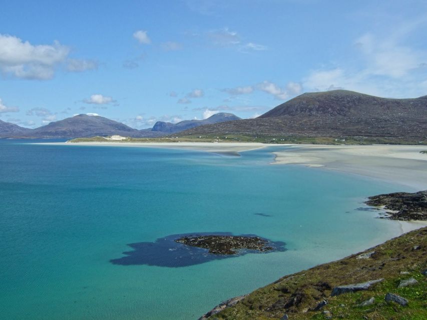 From Edinburgh: Outer Hebrides & Isle of Skye 6-Day Tour - Day 4: Harris mountains, Harris Tweed myths and Luskentyre to Skye