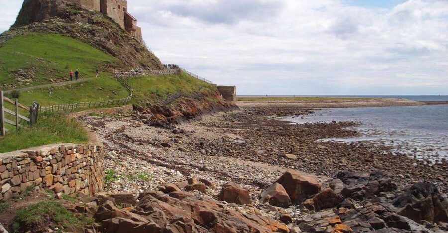 From Edinburgh: Viking Coast & Alnwick Castle Day Tour - Quick hits on this Edinburgh to Northumberland day