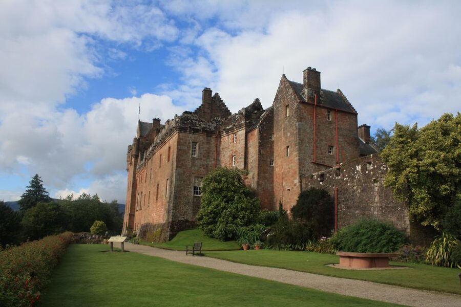 From Glasgow: A Day on the Isle of Arran with Admission - From Glasgow to Arran in one smooth motion