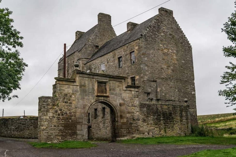 From Glasgow: Castles, Clans & Outlander Day Tour - Glasgow to Outlander Country: The Small-Group Advantage