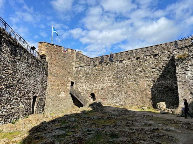 From Glasgow: Castles, Clans & Outlander Day Tour - Guide Style, Audio Guides, and Getting Better Photos