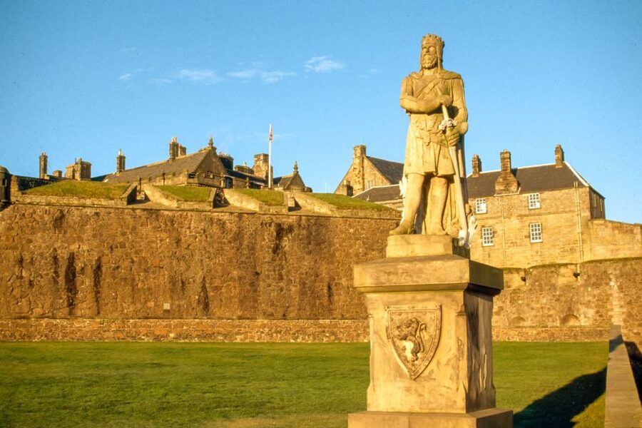 From Glasgow: Loch Lomond, Trossachs & Stirling Castle Tour - Balloch and Loch Lomond: big water, quick breathing room