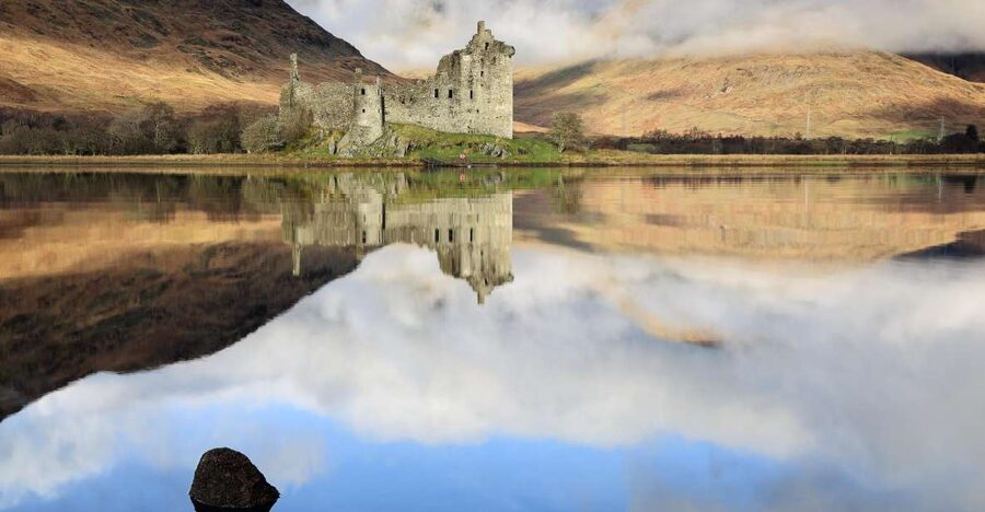 From Glasgow: Oban, Glencoe & West Highland Castles Day Trip - Rannoch Moor and the Black Mount: road views with a story