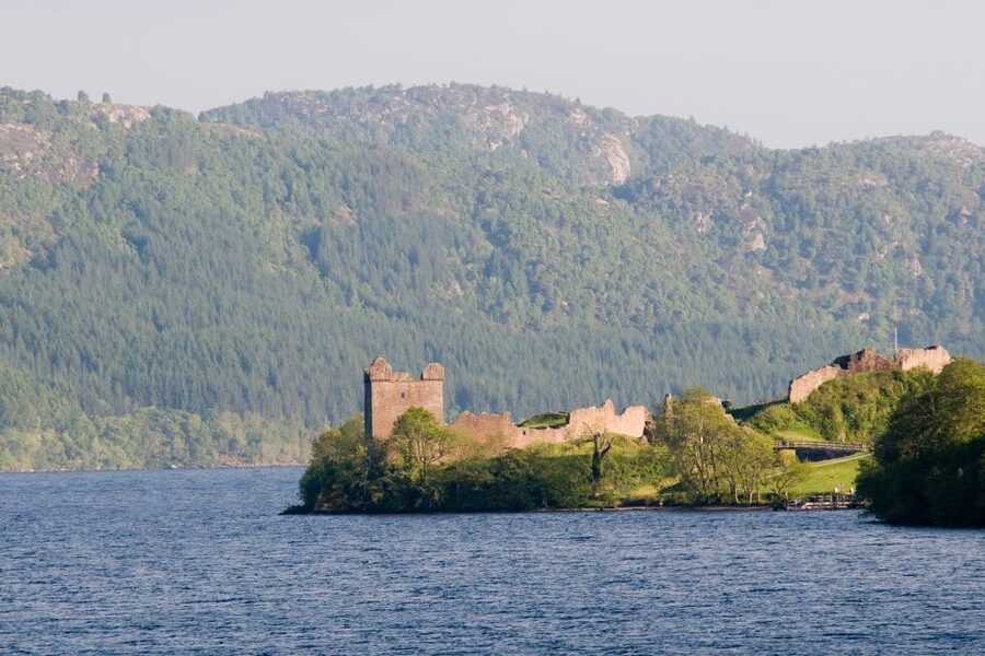 From Inverness: Loch Ness Cruise and Urquhart Castle - Who this short Inverness to Loch Ness combo is best for