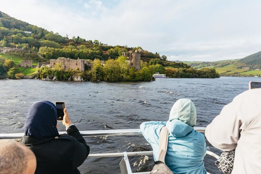 From Inverness: Loch Ness Guided Day Trip - Urquhart Castle grounds plus the Jacobite-style Loch Ness cruise