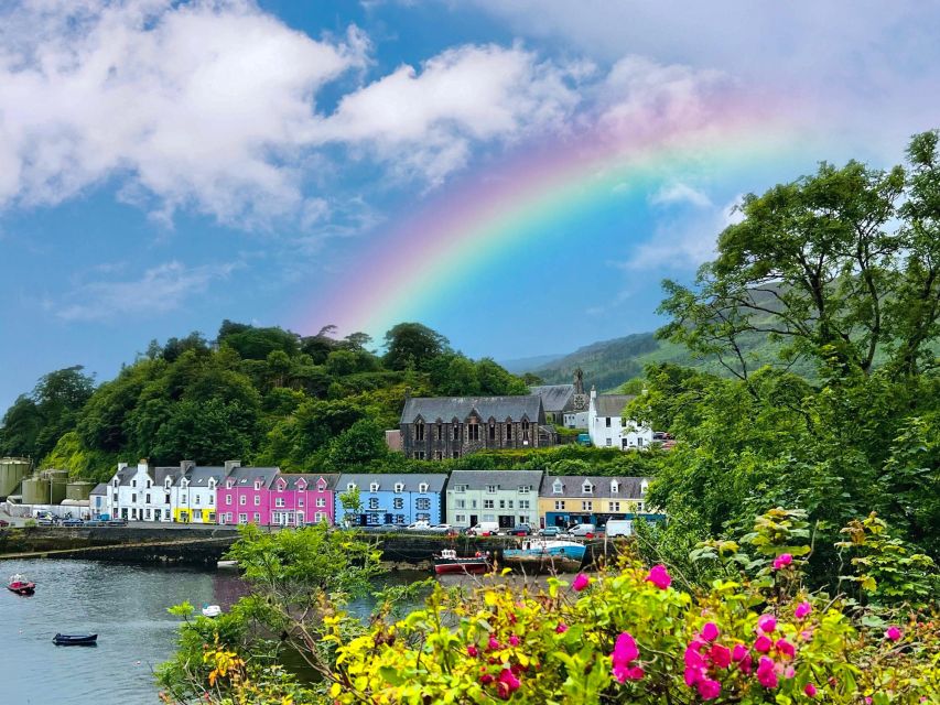 From Inverness: Skye Explorer Full-Day Tour with 3 Hikes - Quiraing: short time, big views, and a film set feel