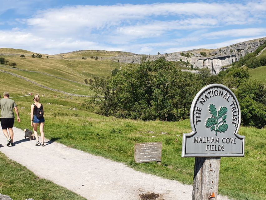 From Liverpool: Full-Day Yorkshire Sightseeing Adventure - Hardraw Force: your first big natural payoff