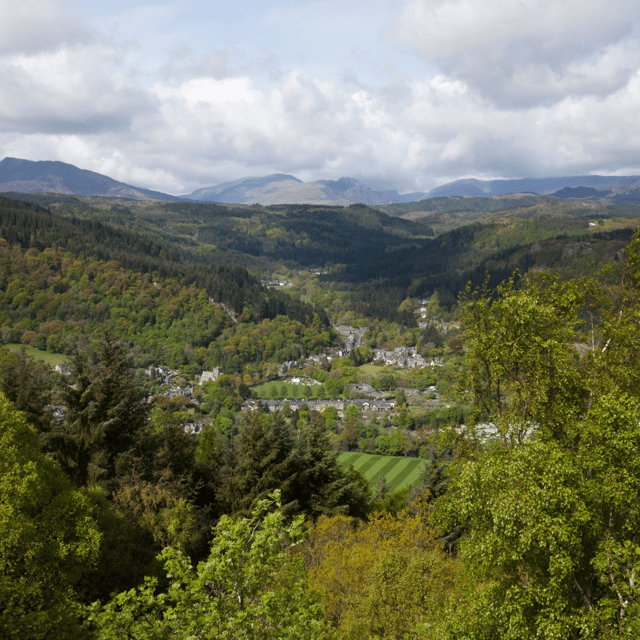 From Liverpool: North Wales and Caernarfon Castle Tour - Conwy stop: a seaside town break you can actually enjoy