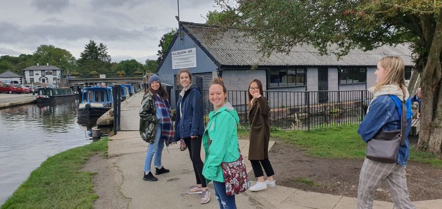 From Liverpool: North Wales Sightseeing Tour Shore Excursion - Who this BusyBus route suits best
