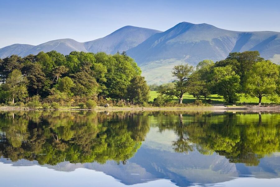 From London: Lake District Tour with Cream Tea & Cruise - Lake Windermere cruise from Waterhead to Bowness Bay