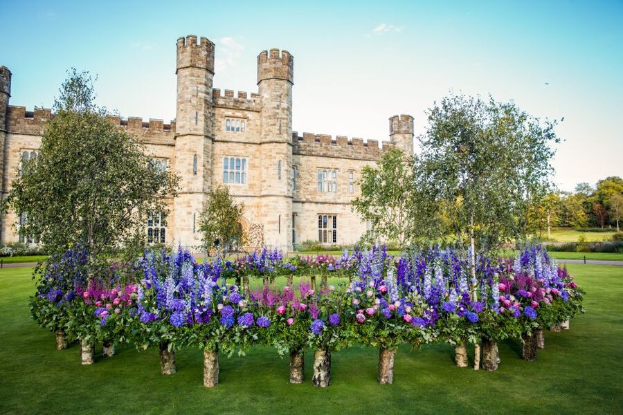 From London: Leeds Castle, Canterbury, Dover and Greenwich - Leeds Castle: the Tudor star you can walk around