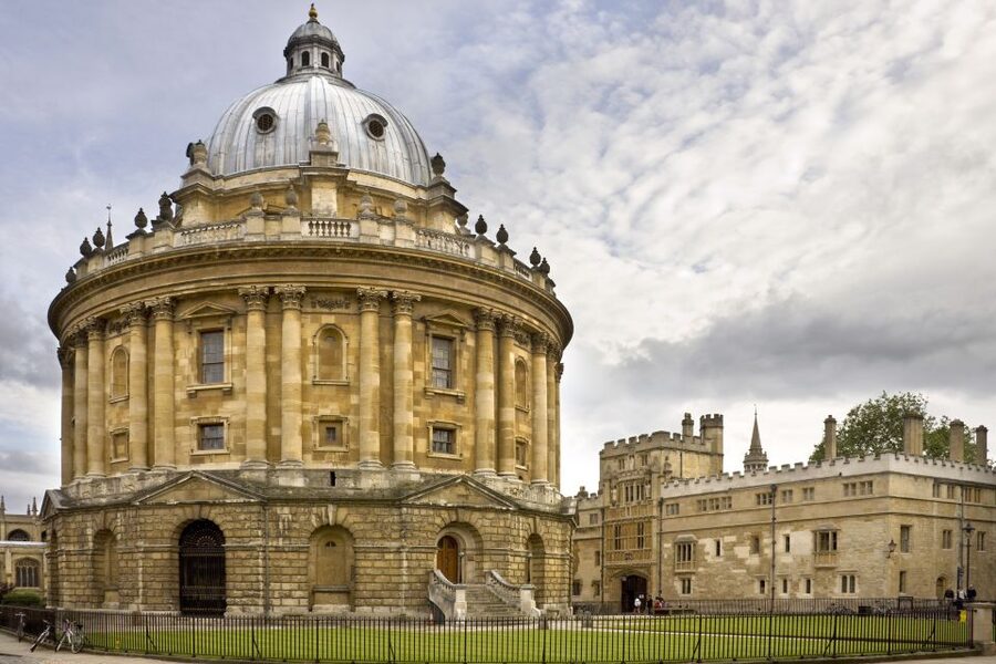 From London: Oxford & Cambridge Day Tour - Oxford on Foot: Dreaming Spires, Bodleian Library, and Christ Church College