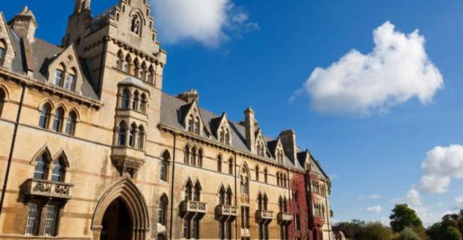 From London: Oxford, Stratford, Cotswolds & Warwick Castle - Oxford on Foot, From Dreaming Spires to the Bodleian