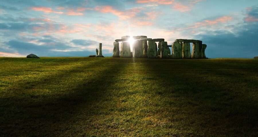 From London: Private Stonehenge Sunrise Viewing & Bath - Bath’s Georgian highlights: Royal Crescent, Circus, and Pulteney Bridge