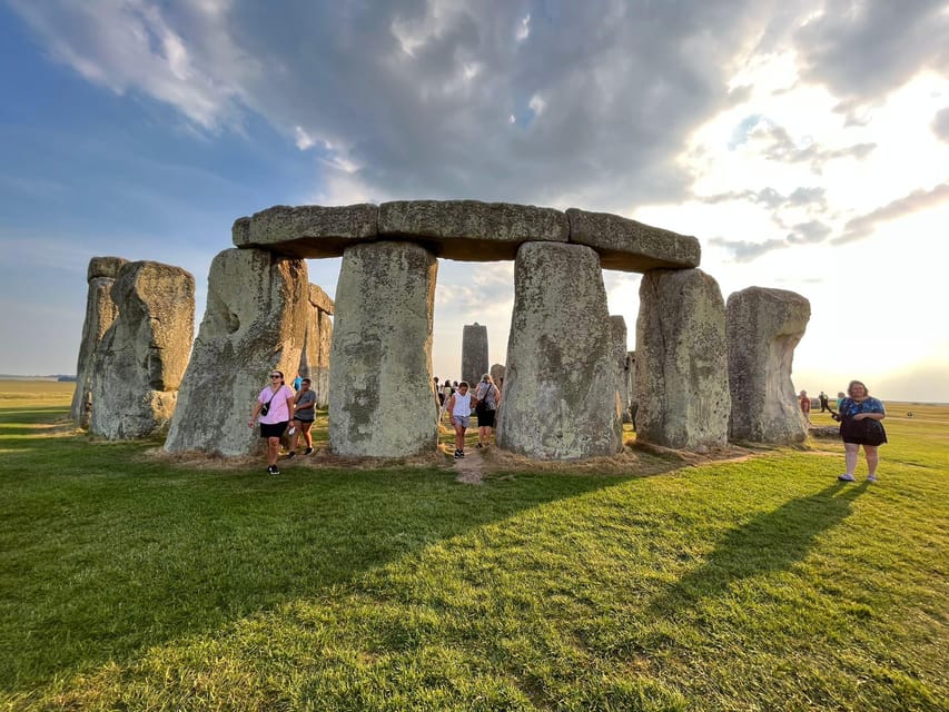 From London: Private Stonehenge Sunrise Viewing & Bath - Who should book this Stonehenge sunrise plus Bath day