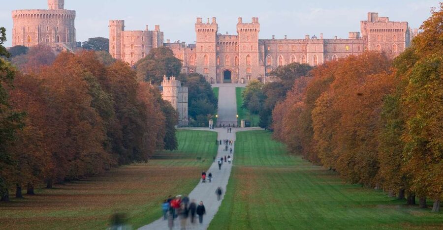 From London: Royal Windsor Afternoon Tour - St George’s Chapel: Gothic, royal, and worth planning your route