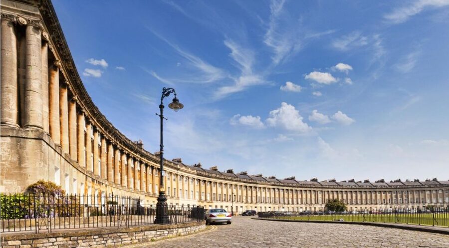 From London: Small Group Stonehenge, Bath & Cotswolds Tour - Tips to make your day smoother (and more enjoyable)