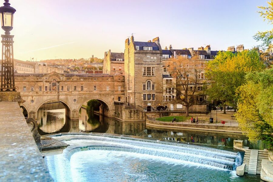 From London: Stonehenge and Bath Day Trip with Ticket - Stonehenge: Express Entry, Shuttle Ride, and Best Timing