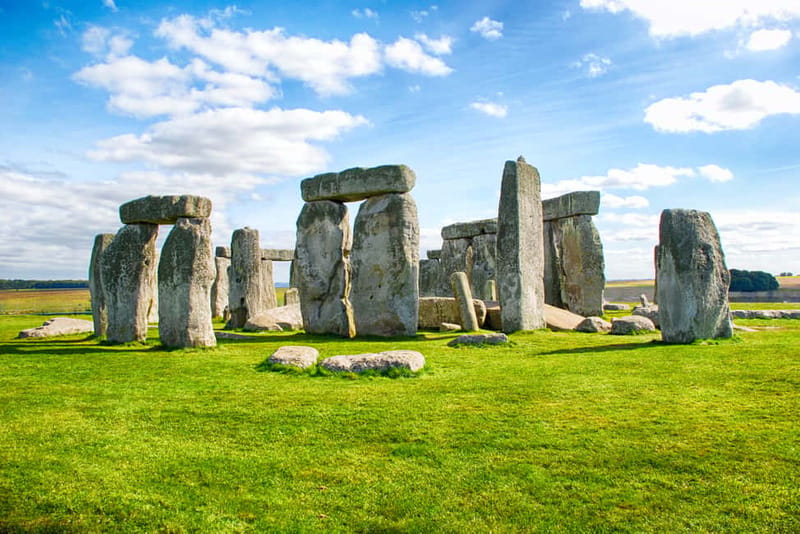From London: Stonehenge and Bath Full-Day Tour with Guide - Key things that make this tour work