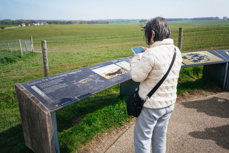From London: Stonehenge Half-Day Trip - The Audio Guide Setup That Actually Matters (Headphones, App, Timing)