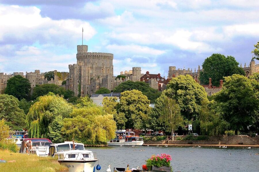 From London: Stonehenge Inner Circle and Windsor Day Trip - Key things to know before you go