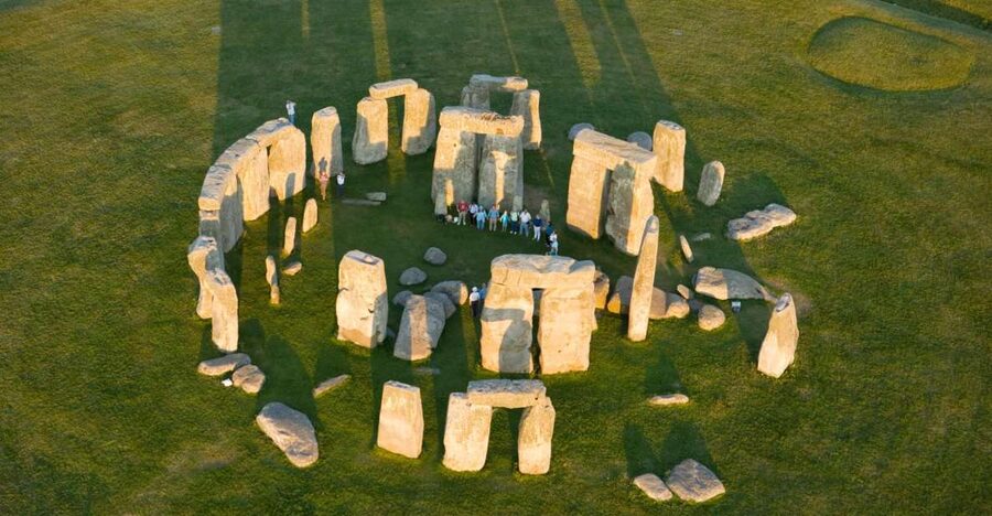 From London: Stonehenge Inner Circle and Windsor Day Trip - Windsor town walk option: architecture, Queen Charlotte Street, and an easy pace
