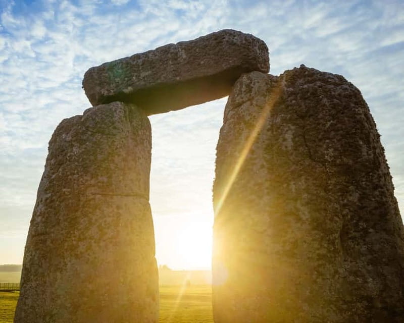 From London: Stonehenge Inner Circle Private Viewing Tour - Photo Time at Stonehenge: How to Work With Low-Light Conditions