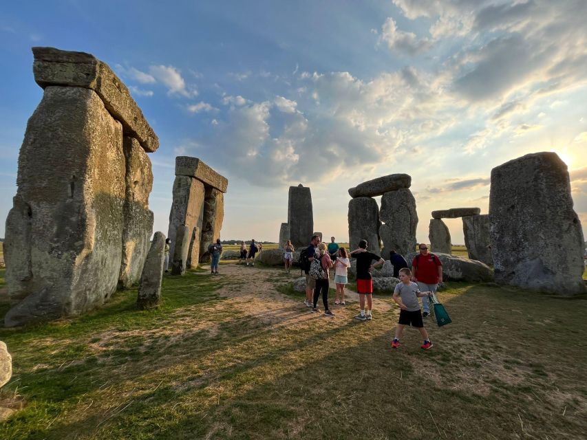 From London: Stonehenge Private Inner Circle Tour with Bath - Lacock village and the George Inn stop