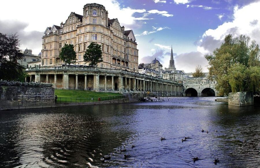 From London: Stonehenge & Roman Baths Full-Day Trip - Bath’s Georgian highlights with a free walking tour