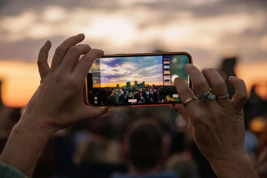 From London: Stonehenge Solstice Celebration Tour - Stonehenge sunrise vs sunset: picking the right solstice mood