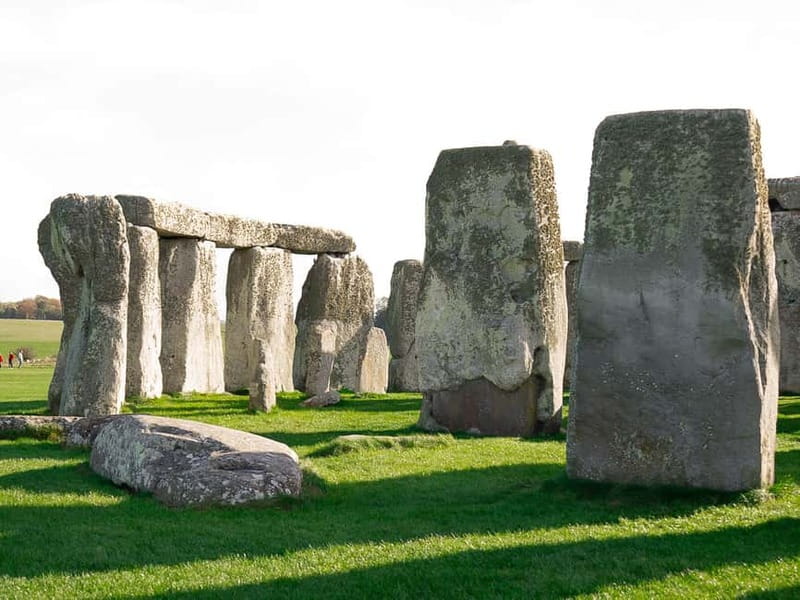 From London: Stonehenge & Windsor Castle Tour with Tickets - Windsor Castle tickets and what the Grand State Apartments really are