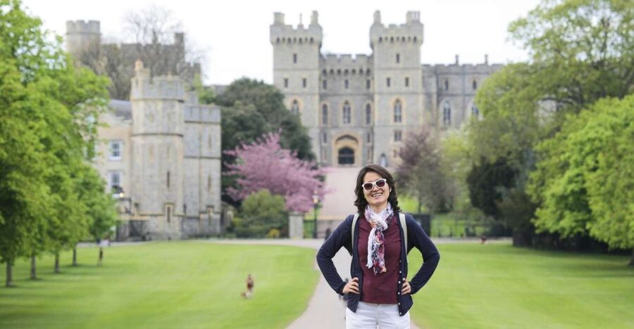 From London: Windsor Castle Royal Afternoon Sightseeing Tour - Windsor Castle State Apartments: Art, architecture, and the through-the-keyhole approach