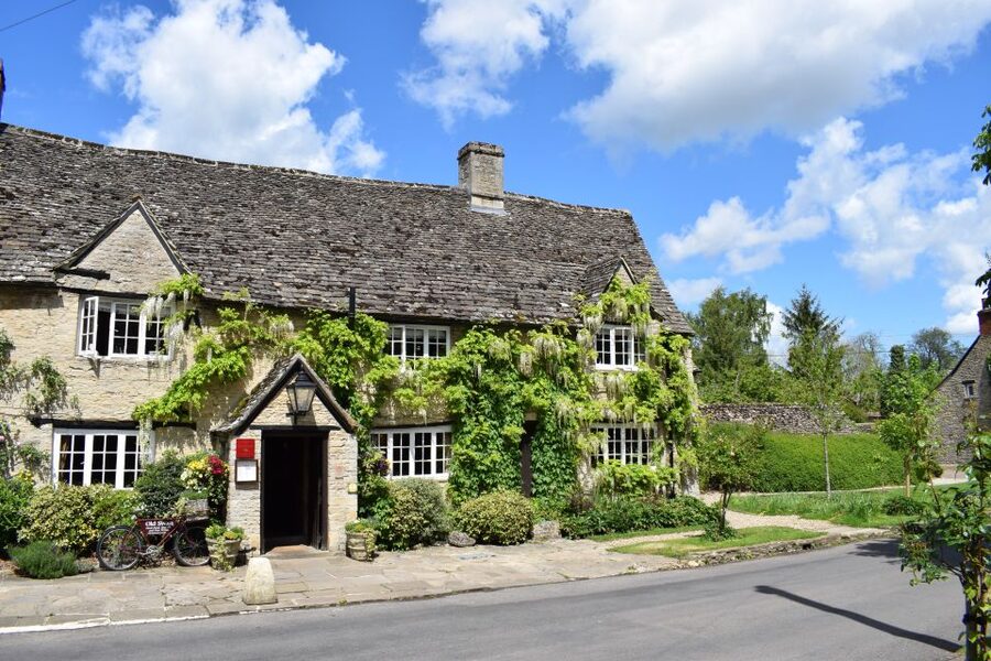 From Oxford: Cotswolds Towns and Villages Small Group Tour - Stow-on-the-Wold: Highest Town Energy and the Tea-Room Strategy