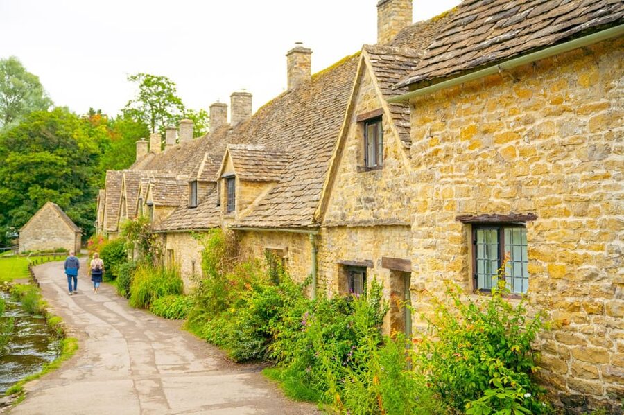 From Stratford-on-Avon/Moreton-in-Marsh: Cotswolds Day Tour - Between villages, the guide story makes the drive count