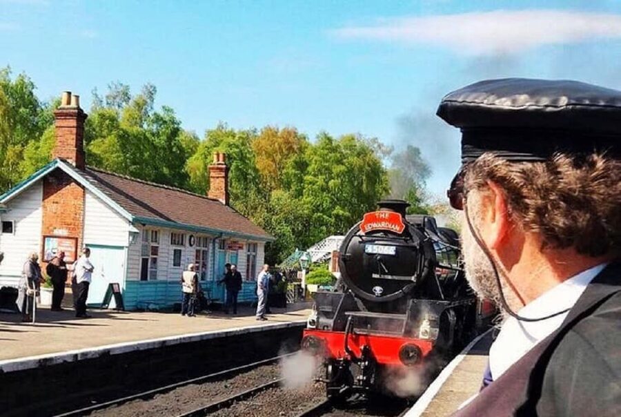 From York: Moors, Whitby, and the Yorkshire Steam Railway - Blakey Ridge and the Lion Inn Viewpoint Moment