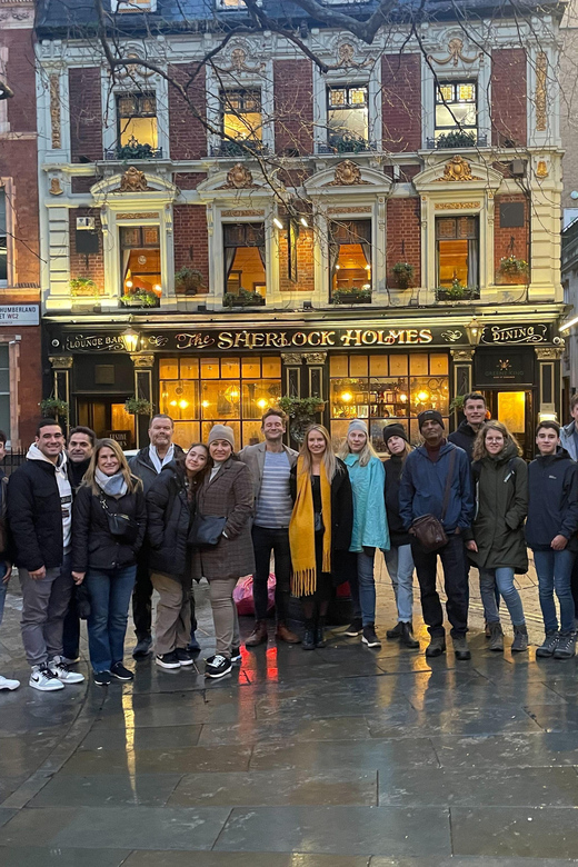 German London : The Ultimate Walking tour - Chinatown and Soho: the movie side of London and the swinging 60s mood
