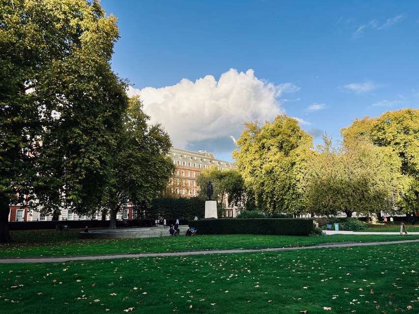 Ghosts and Legends of Mayfair Walking Tour - London - Clarence House to St James’s Palace: the murder mystery payoff