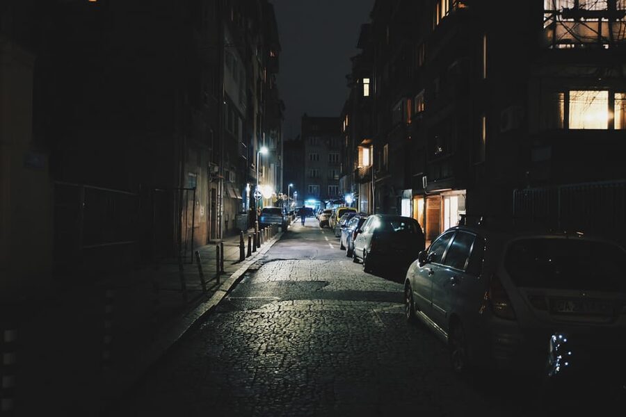 Ghosts, Ghouls & Gallows :The Original Bristol Ghost Walk - How the Guide Makes Paranormal Claims Feel Grounded